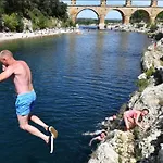 Tente Safari Au Pont Du Gard Campismo de Luxo