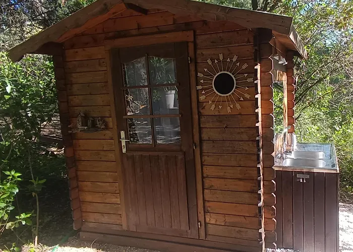 Tente Safari Au Pont Du Gard Luxury tent *